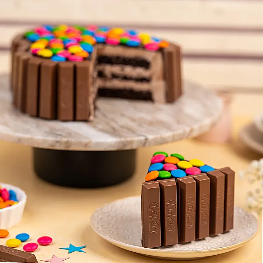 Hearty Choco KitKat Cake